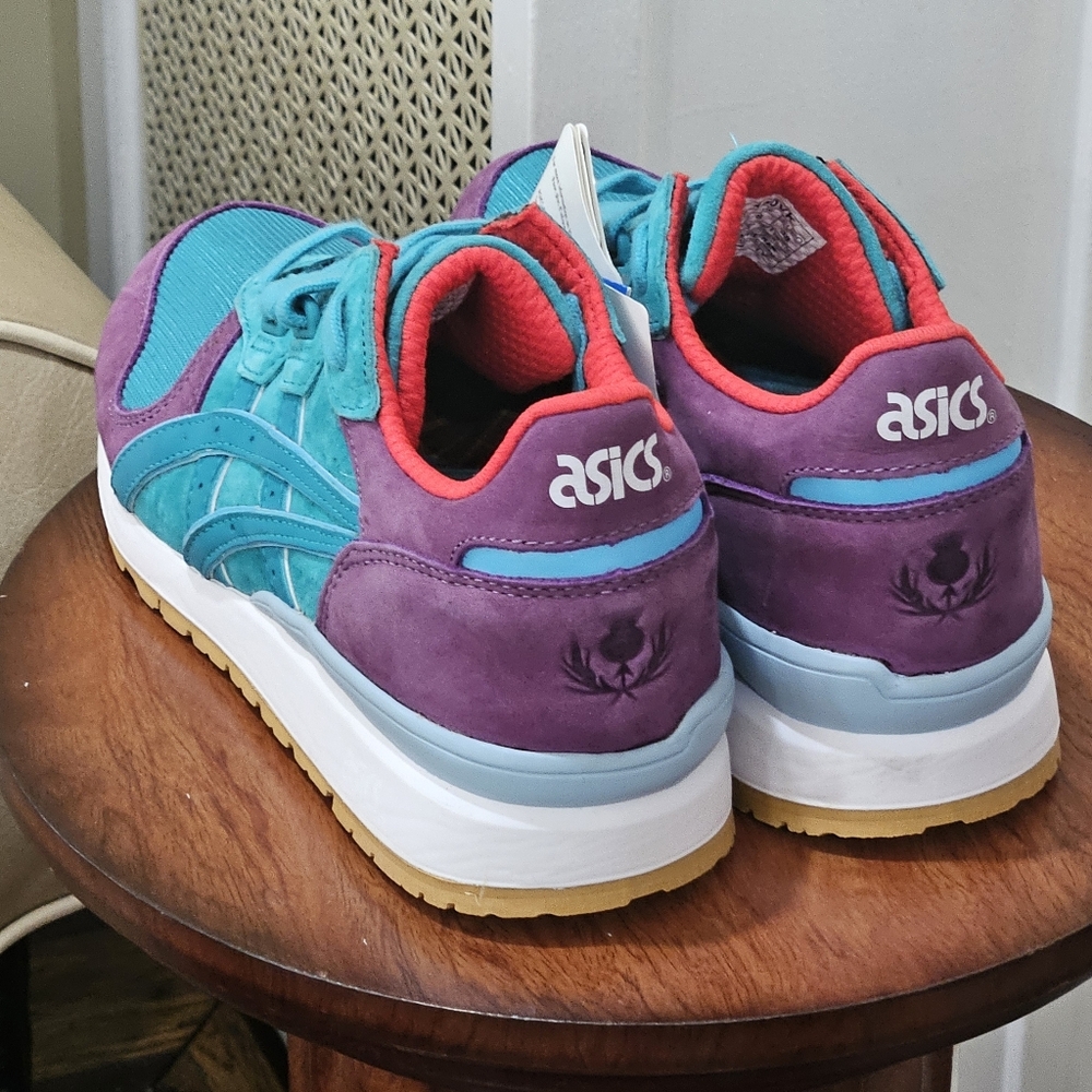 Asics - Picture 3 of 4